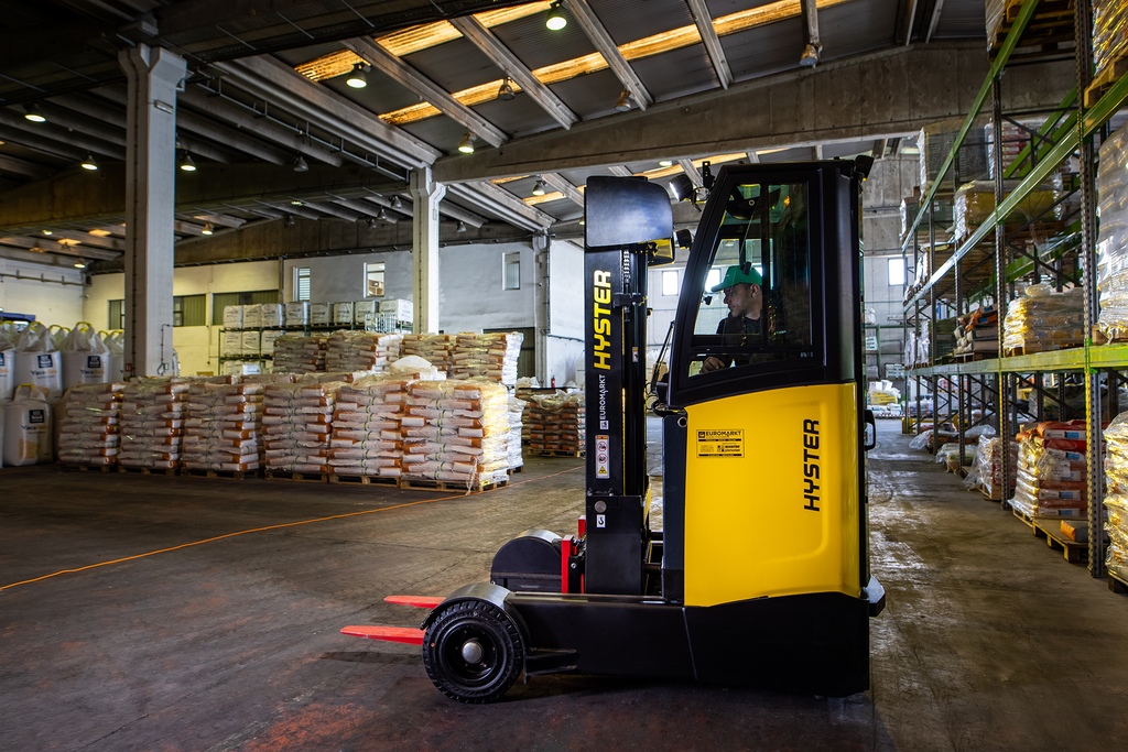The new Hyster Reach Truck that can work outside and inside.