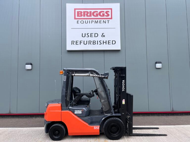 2017 Toyota 06-8FD25 Forklift