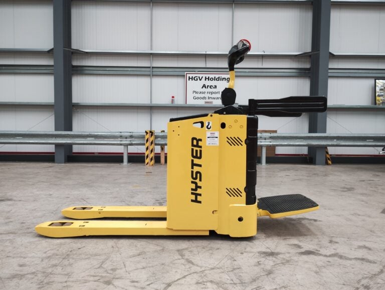 2017 Hyster P2.0SE Pallet Truck