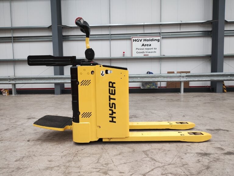 2017 Hyster P2.0SE Pallet Truck