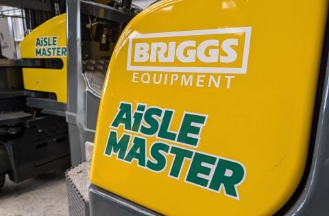 Aisle master and Briggs logo
